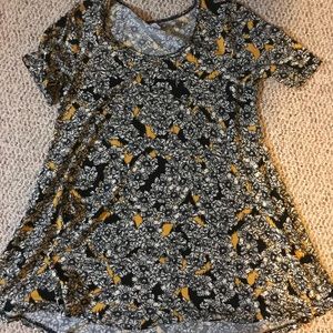 Lularoe Perfect tee